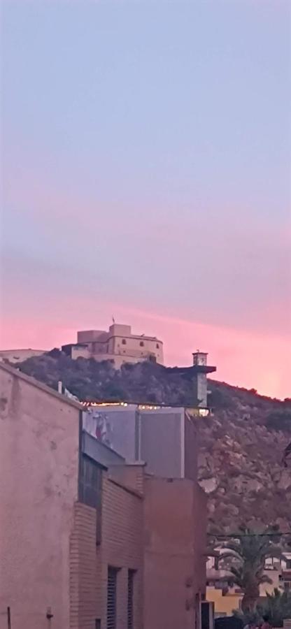 Mawilec, Centre, Plage, Port, Garage Aguilas Exterior photo